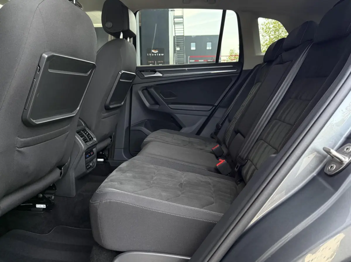 1.5 TSI ACT Highline Business R | Trekhaak | Adaptieve Cruise | CarPlay | Full LED | APK 09-2027 |