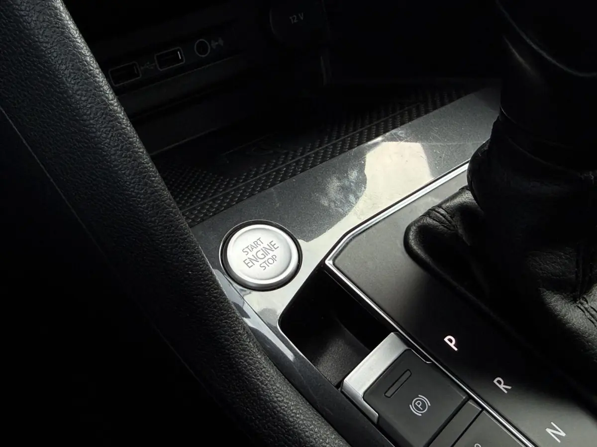 1.5 TSI ACT Highline Business R | Trekhaak | Adaptieve Cruise | CarPlay | Full LED | APK 09-2027 |