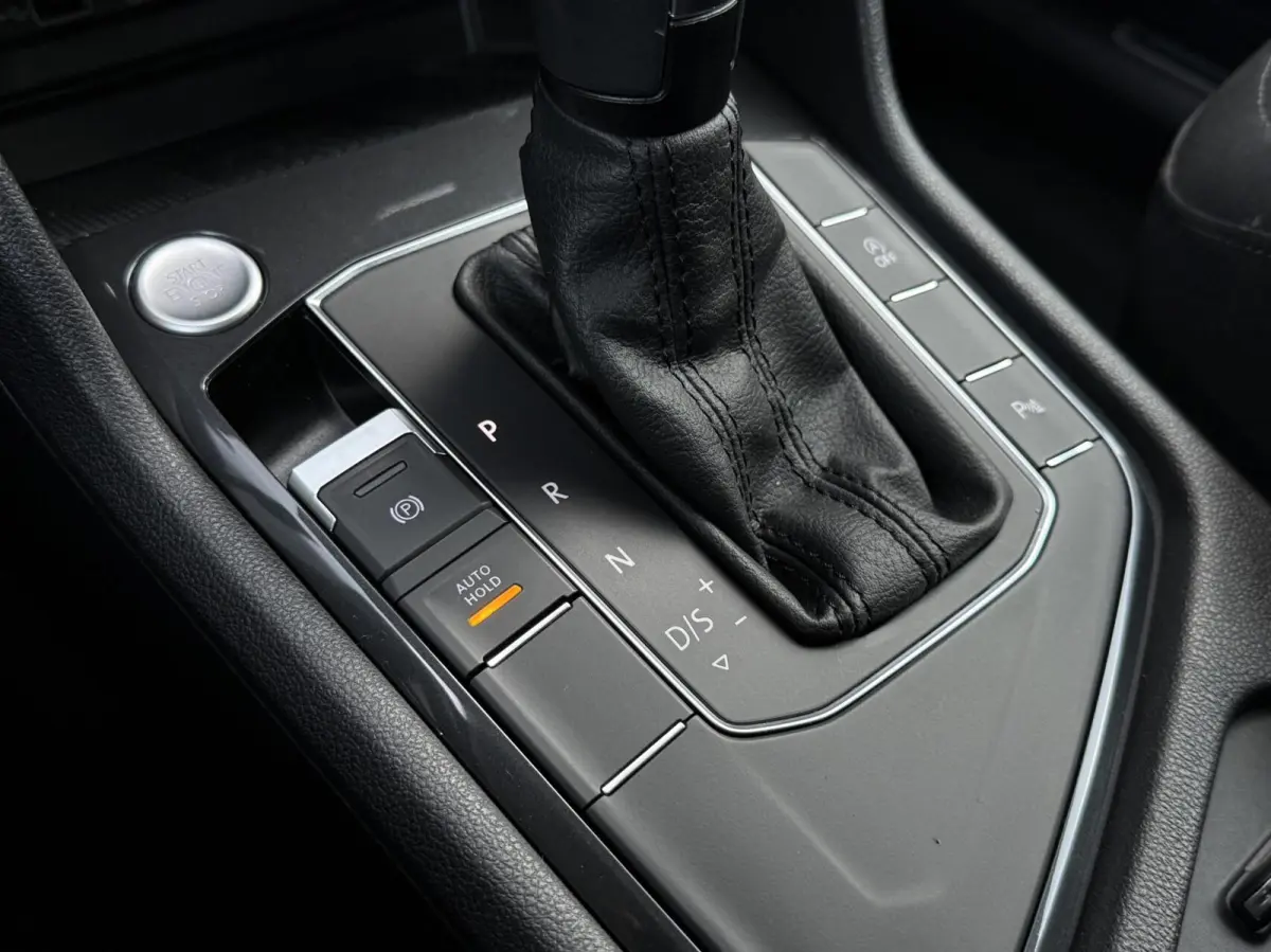 1.5 TSI ACT Highline Business R | Trekhaak | Adaptieve Cruise | CarPlay | Full LED | APK 09-2027 |