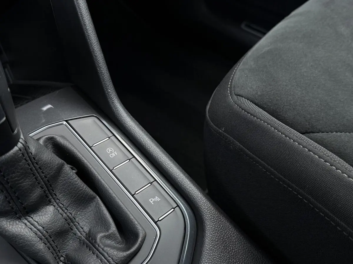 1.5 TSI ACT Highline Business R | Trekhaak | Adaptieve Cruise | CarPlay | Full LED | APK 09-2027 |