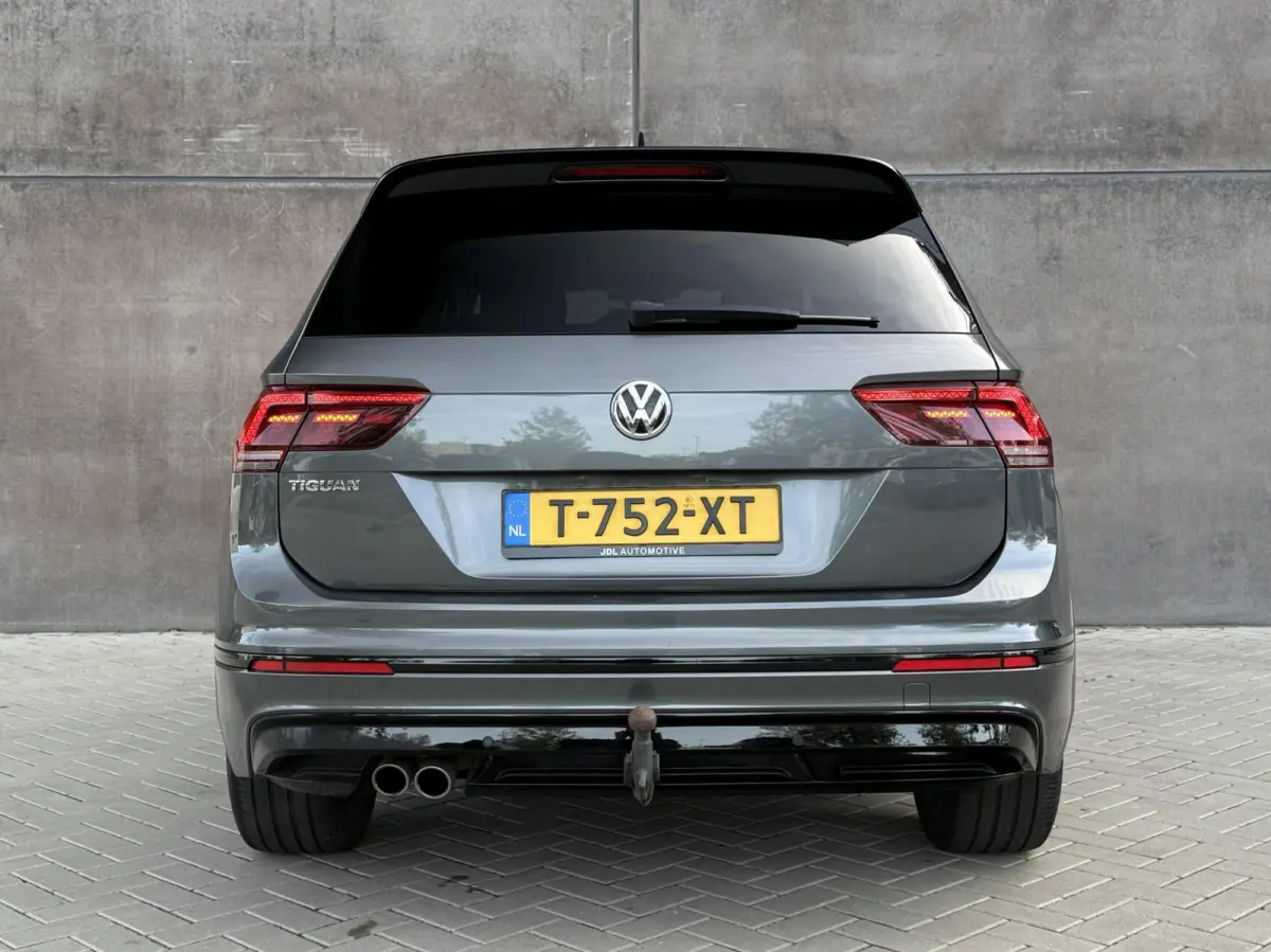 1.5 TSI ACT Highline Business R | Trekhaak | Adaptieve Cruise | CarPlay | Full LED | APK 09-2027 |