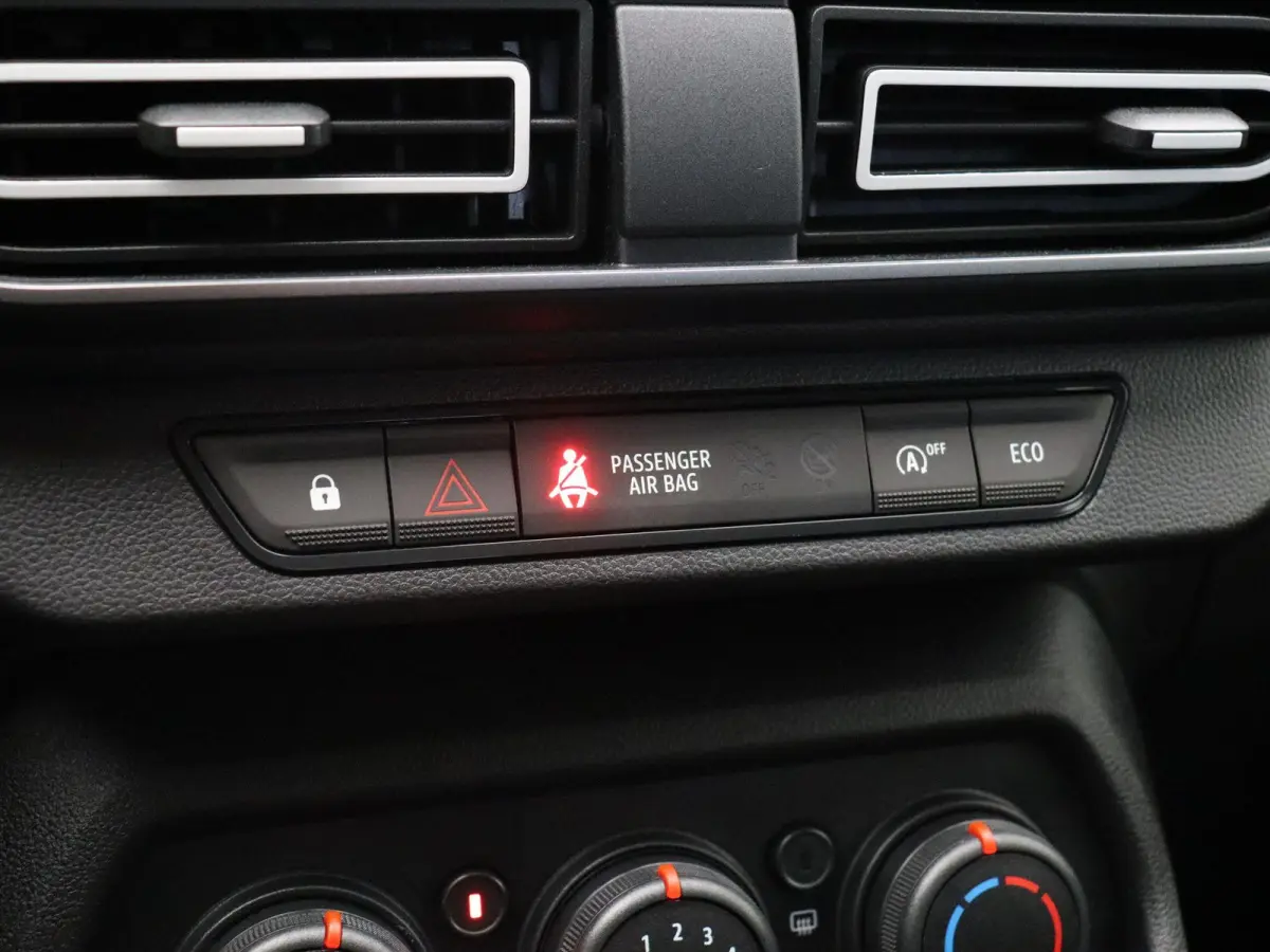 1.0 TCe 90 Expression | Airco | Achteruitrijcamera | Multimediasysteem | Slechts 4641KM! |