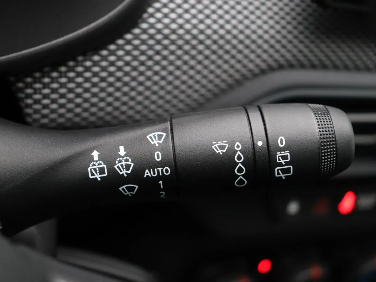 1.0 TCe 90 Expression | Airco | Achteruitrijcamera | Multimediasysteem | Slechts 4641KM! |
