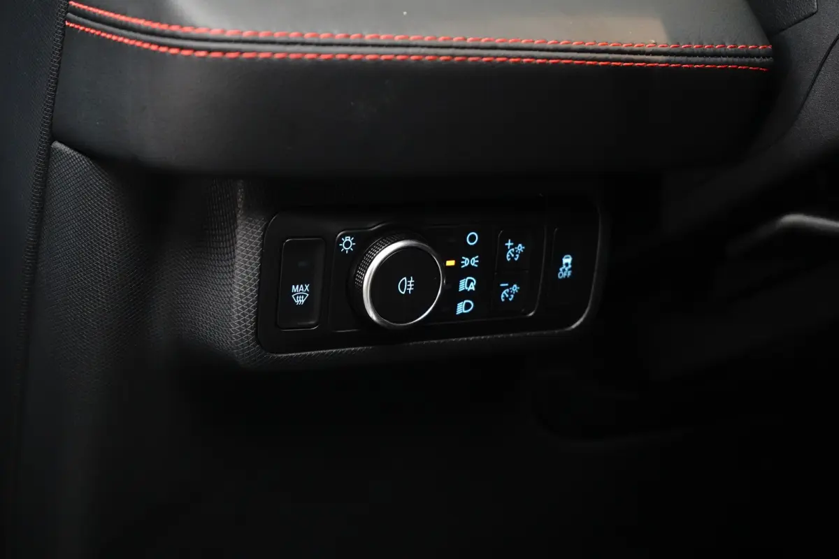 Extended Range AWD 98KWh 351pk | Afn. Trekhaak | Panoramadak | B&O Audio | Matrix Led | Full Options