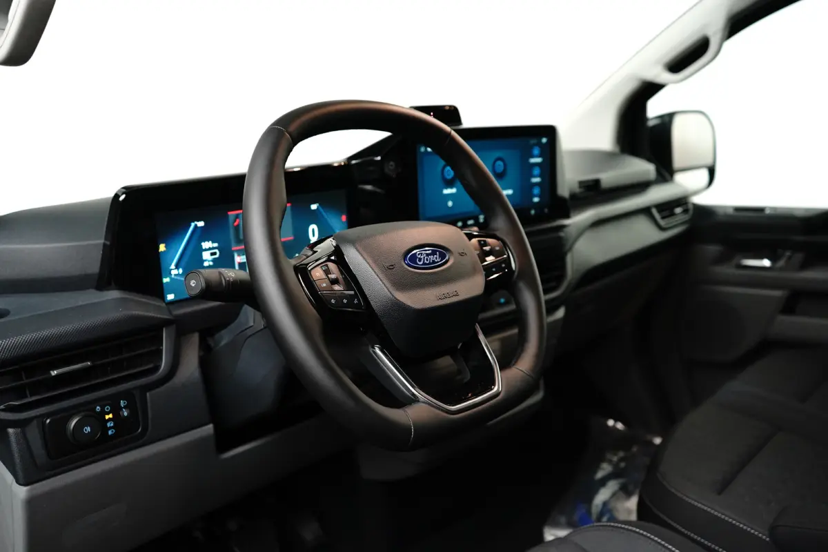 340 L2H1 Limited 71 kWh | NIEUWE BUS! | DIRECT RIJDEN! | STOELVERWARMING | CRUISE | CAMERA | PAK SENS V+A | APPLE CARPLAY/ANDROID AUTO | LED