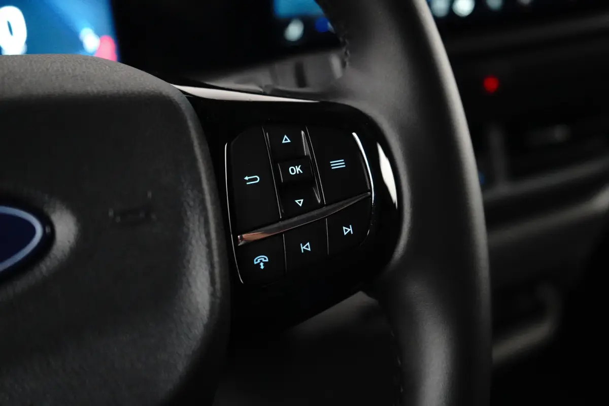 340 L2H1 Limited 71 kWh | NIEUWE BUS! | DIRECT RIJDEN! | STOELVERWARMING | CRUISE | CAMERA | PAK SENS V+A | APPLE CARPLAY/ANDROID AUTO | LED