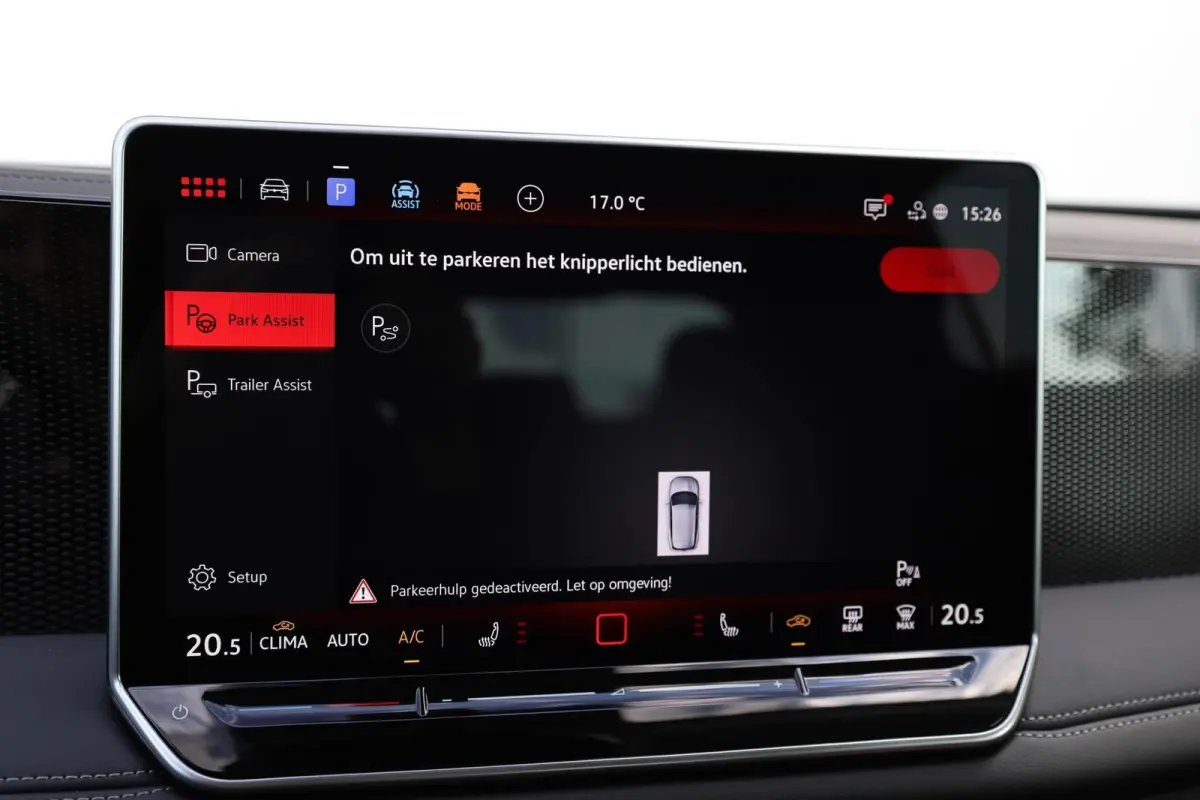 1.5 eHybrid 204pk Life | 360 Camera | Trekhaak Wegklapbaar | Adaptief Onderstel