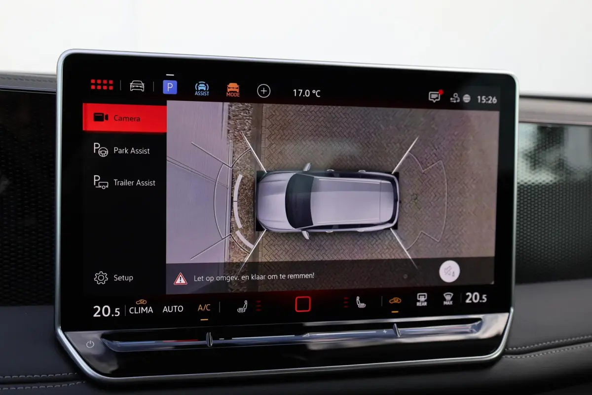1.5 eHybrid 204pk Life | 360 Camera | Trekhaak Wegklapbaar | Adaptief Onderstel