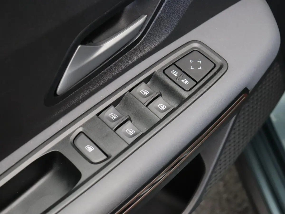 1.0 TCe 100 ECO-G Extreme 7p. | Trekhaak | Bi-Fuel LPG | Climate Control | 1e Eigenaar! | ABD Onderhouden |