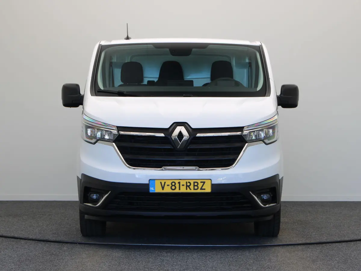 2.0 dCi 110pk T30 L2H1 Comfort | Parkeersensoren | Laadruimtebetimmering | Vierseizoensbanden | Navigatie |