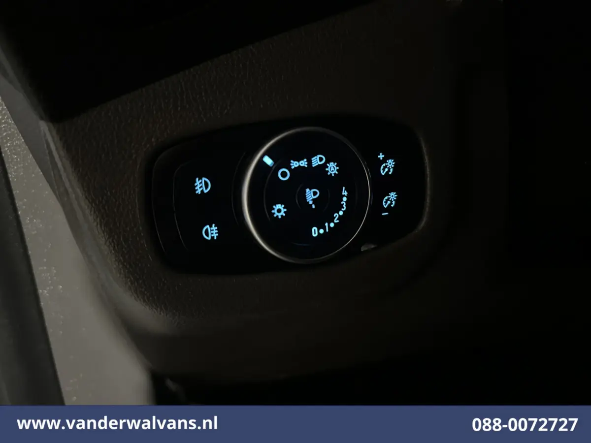 1.5 EcoBlue 100pk L2H1 Euro6 Airco | Camera | Navigatie | Apple Carplay | Stoelverwarming Verwarmde voorruit, Parkeersensoren