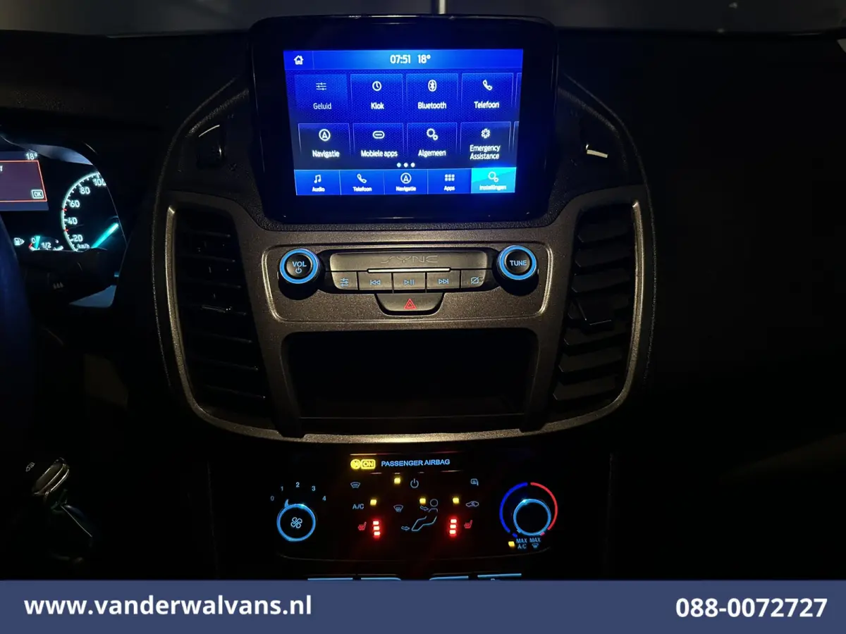 1.5 EcoBlue 100pk L2H1 Euro6 Airco | Camera | Navigatie | Apple Carplay | Stoelverwarming Verwarmde voorruit, Parkeersensoren