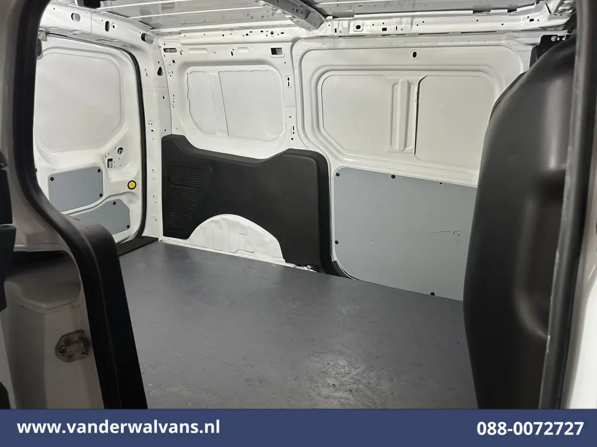 1.5 EcoBlue 100pk L2H1 Euro6 Airco | Camera | Navigatie | Apple Carplay | Stoelverwarming Verwarmde voorruit, Parkeersensoren