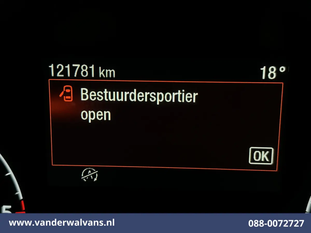 1.5 EcoBlue 100pk L2H1 Euro6 Airco | Camera | Navigatie | Apple Carplay | Stoelverwarming Verwarmde voorruit, Parkeersensoren