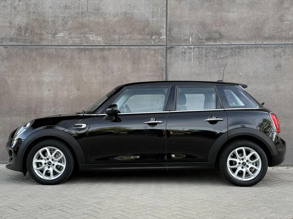 1.5 One Pepper | CarPlay | 1ste eigenaar | Dealer onderhouden | Parkeersensoren | Climate control |