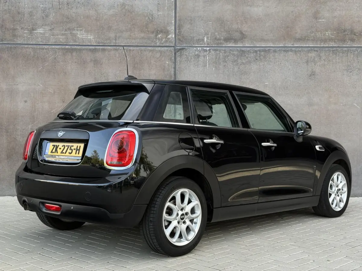 1.5 One Pepper | CarPlay | 1ste eigenaar | Dealer onderhouden | Parkeersensoren | Climate control |