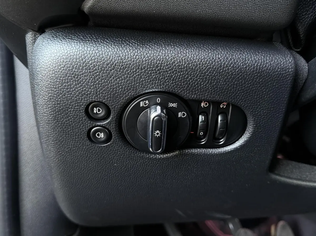 1.5 One Pepper | CarPlay | 1ste eigenaar | Dealer onderhouden | Parkeersensoren | Climate control |