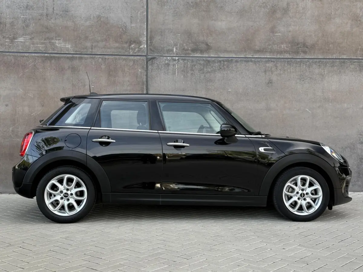 1.5 One Pepper | CarPlay | 1ste eigenaar | Dealer onderhouden | Parkeersensoren | Climate control |