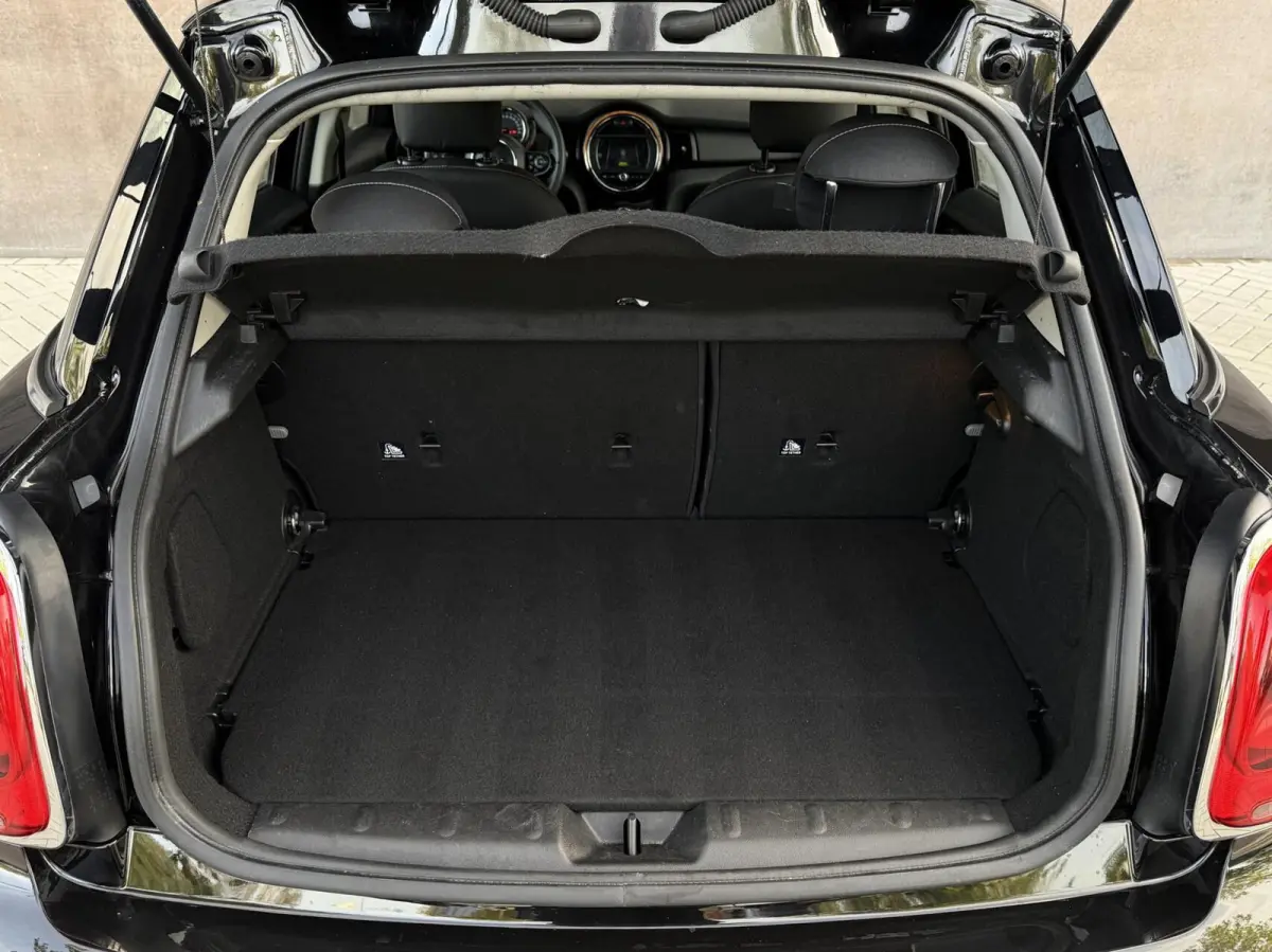 1.5 One Pepper | CarPlay | 1ste eigenaar | Dealer onderhouden | Parkeersensoren | Climate control |