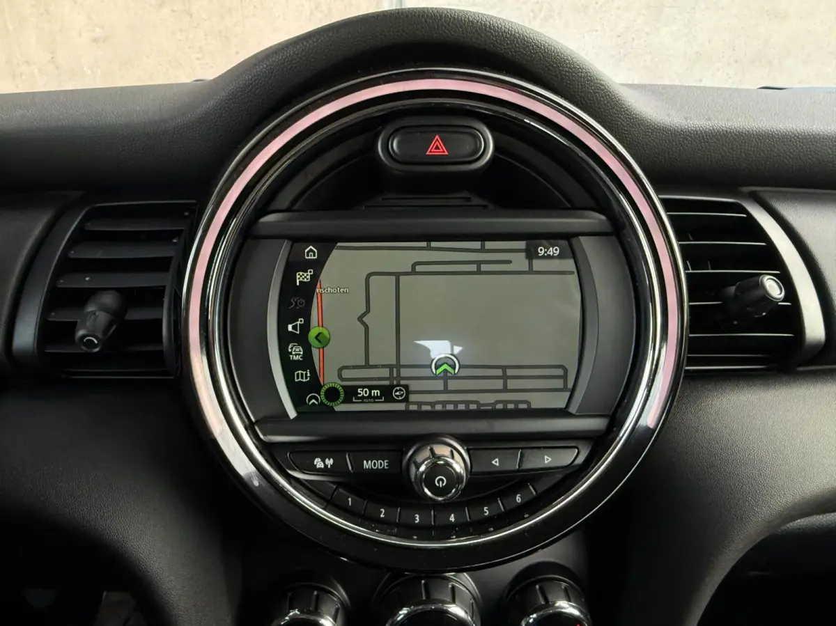 1.5 One Pepper | CarPlay | 1ste eigenaar | Dealer onderhouden | Parkeersensoren | Climate control |