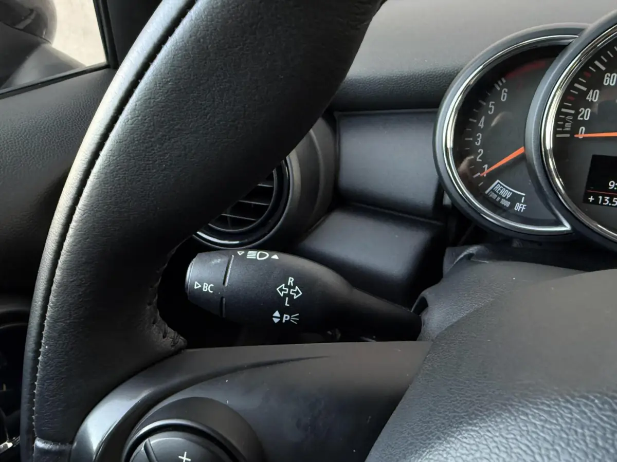 1.5 One Pepper | CarPlay | 1ste eigenaar | Dealer onderhouden | Parkeersensoren | Climate control |