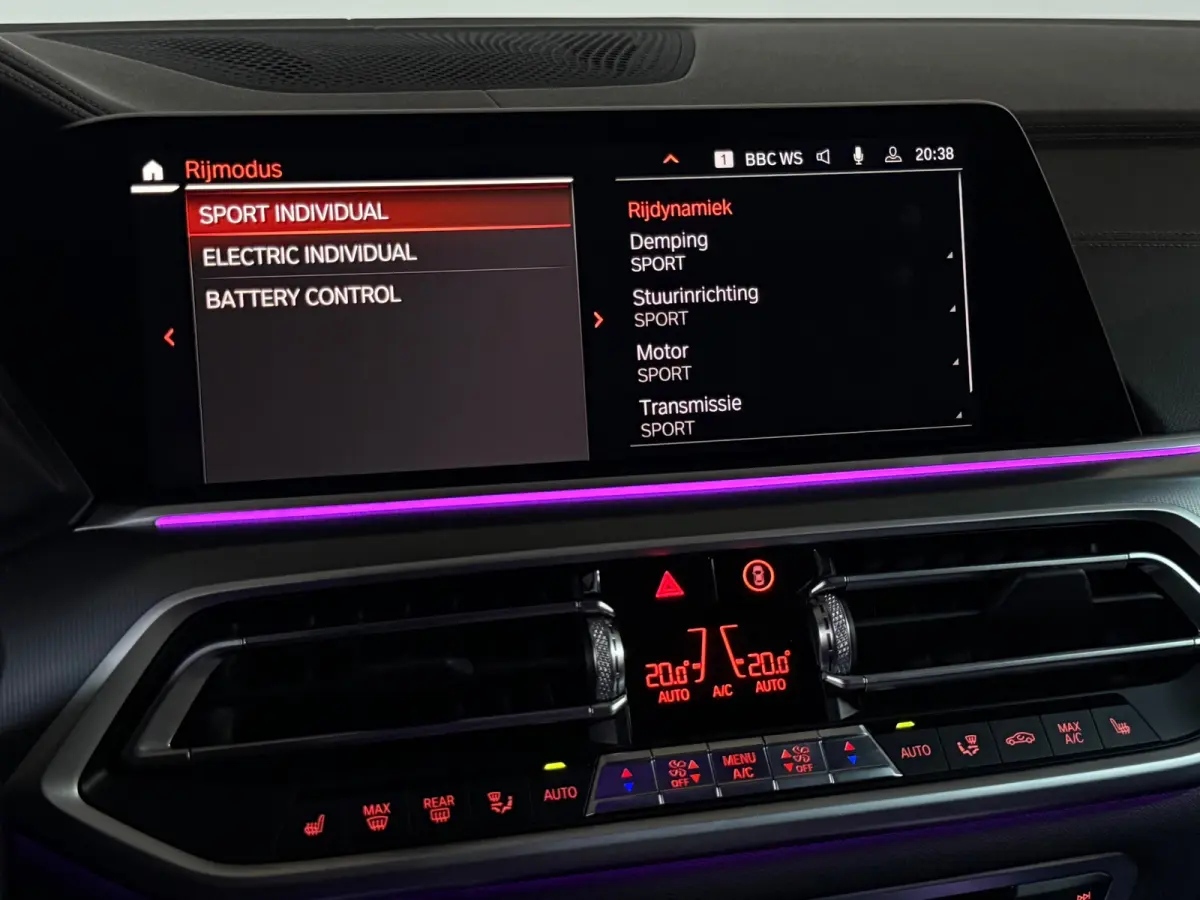 XDrive 45e High Executive M-Sport Pano Luchtvering Sfeer
