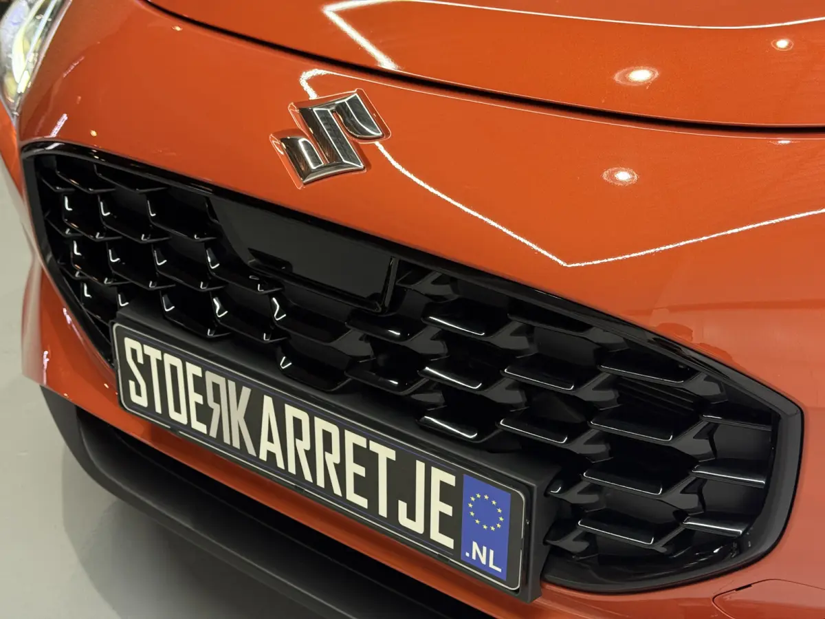 1.2 Comfort + Hyb | Aut | Navi | 16" | Carplay | Stoelverwarming | ACC | Dodehoek | 100% Suzuki Onderhouden!