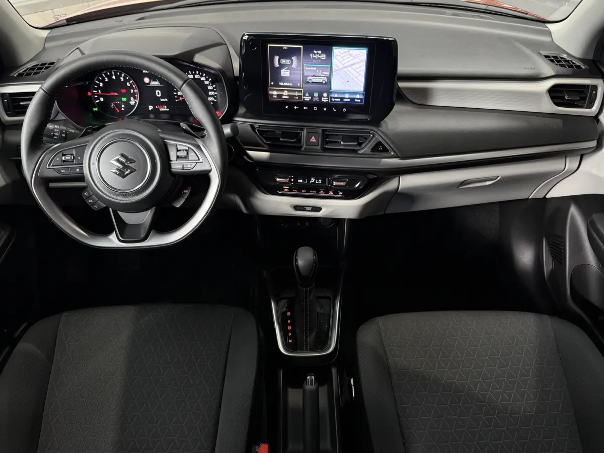 1.2 Comfort + Hyb | Aut | Navi | 16" | Carplay | Stoelverwarming | ACC | Dodehoek | 100% Suzuki Onderhouden!