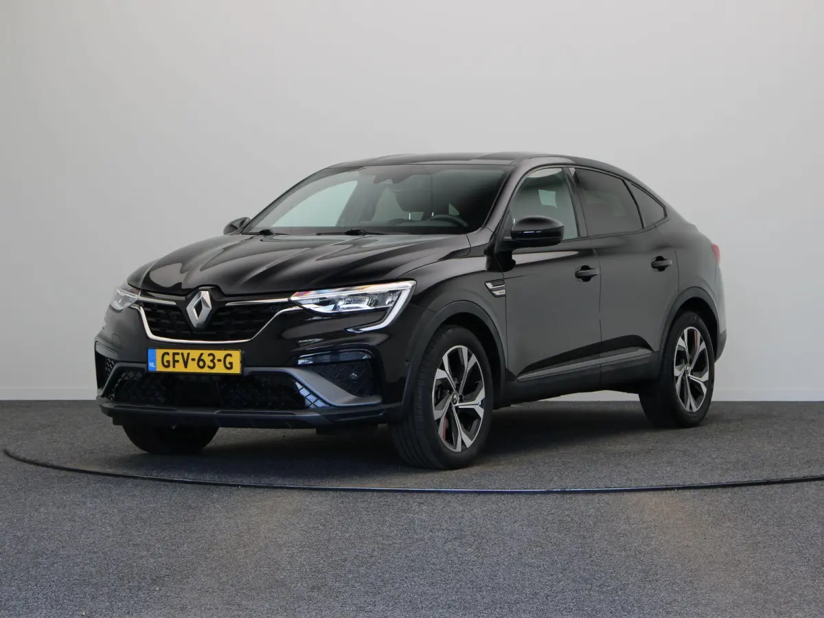 1.6 E-Tech hybrid 145 R.S. Line | Stoel-stuur verwarming | Achteruitrijcamera | Elektrisch verstelbare voorstoelen | Adaptieve Cruise Control |
