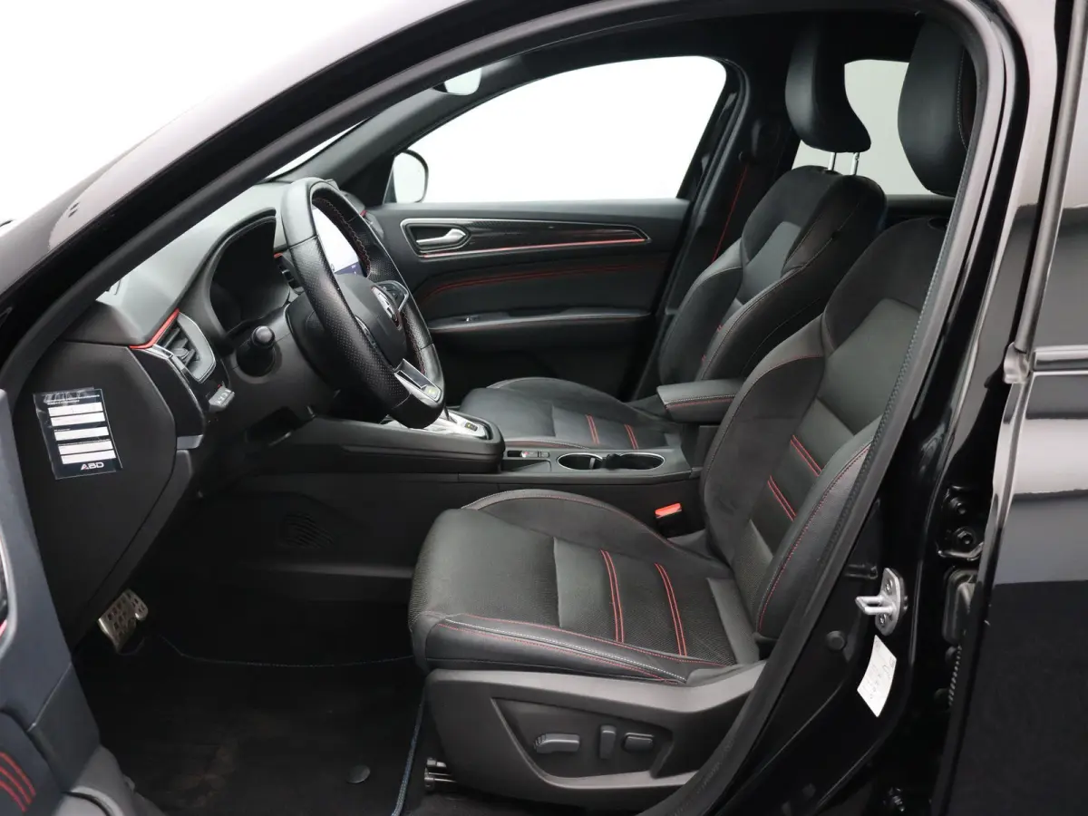 1.6 E-Tech hybrid 145 R.S. Line | Stoel-stuur verwarming | Achteruitrijcamera | Elektrisch verstelbare voorstoelen | Adaptieve Cruise Control |