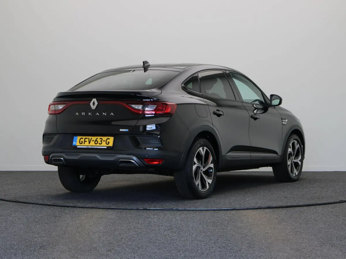 1.6 E-Tech hybrid 145 R.S. Line | Stoel-stuur verwarming | Achteruitrijcamera | Elektrisch verstelbare voorstoelen | Adaptieve Cruise Control |