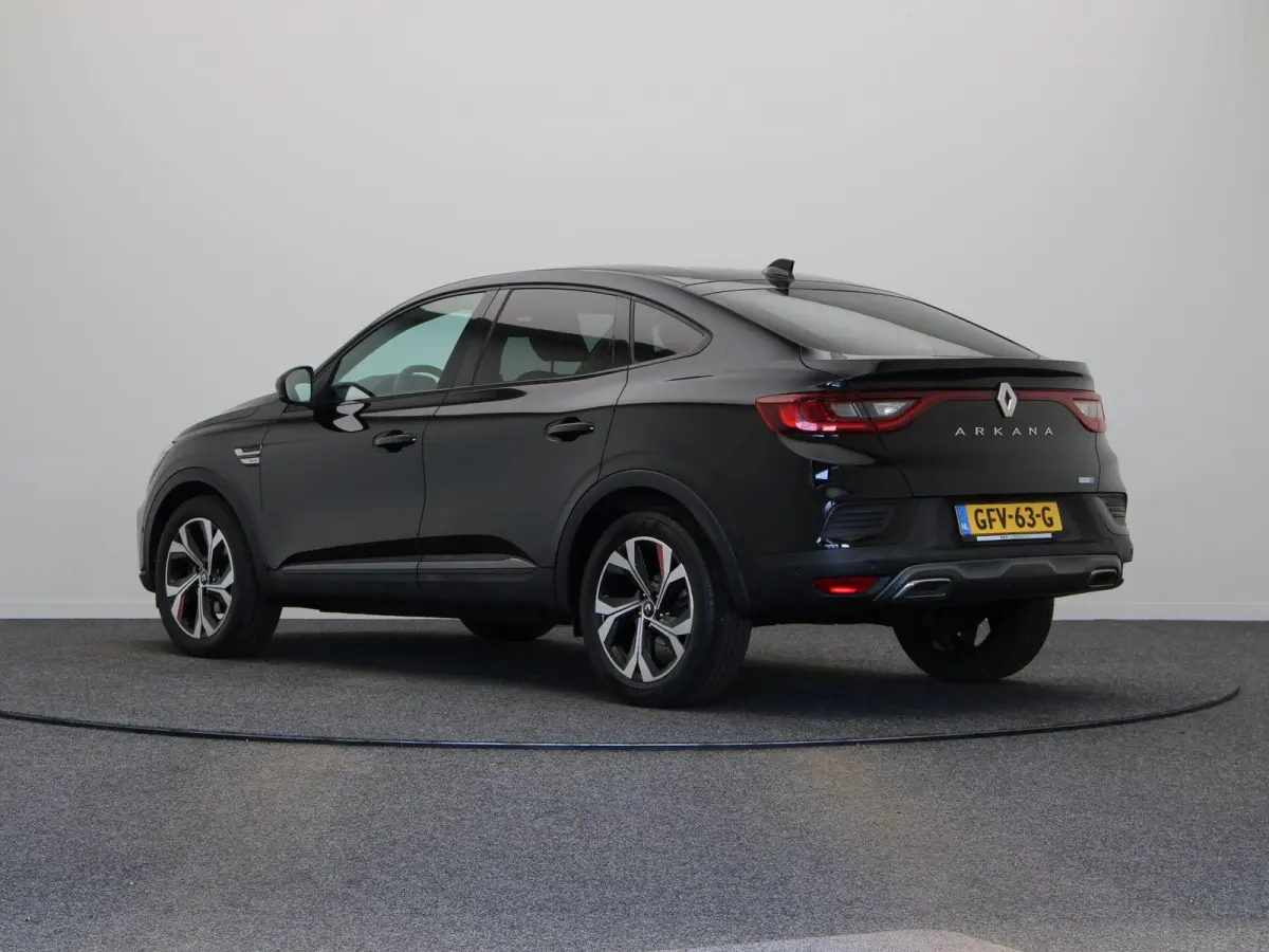 1.6 E-Tech hybrid 145 R.S. Line | Stoel-stuur verwarming | Achteruitrijcamera | Elektrisch verstelbare voorstoelen | Adaptieve Cruise Control |