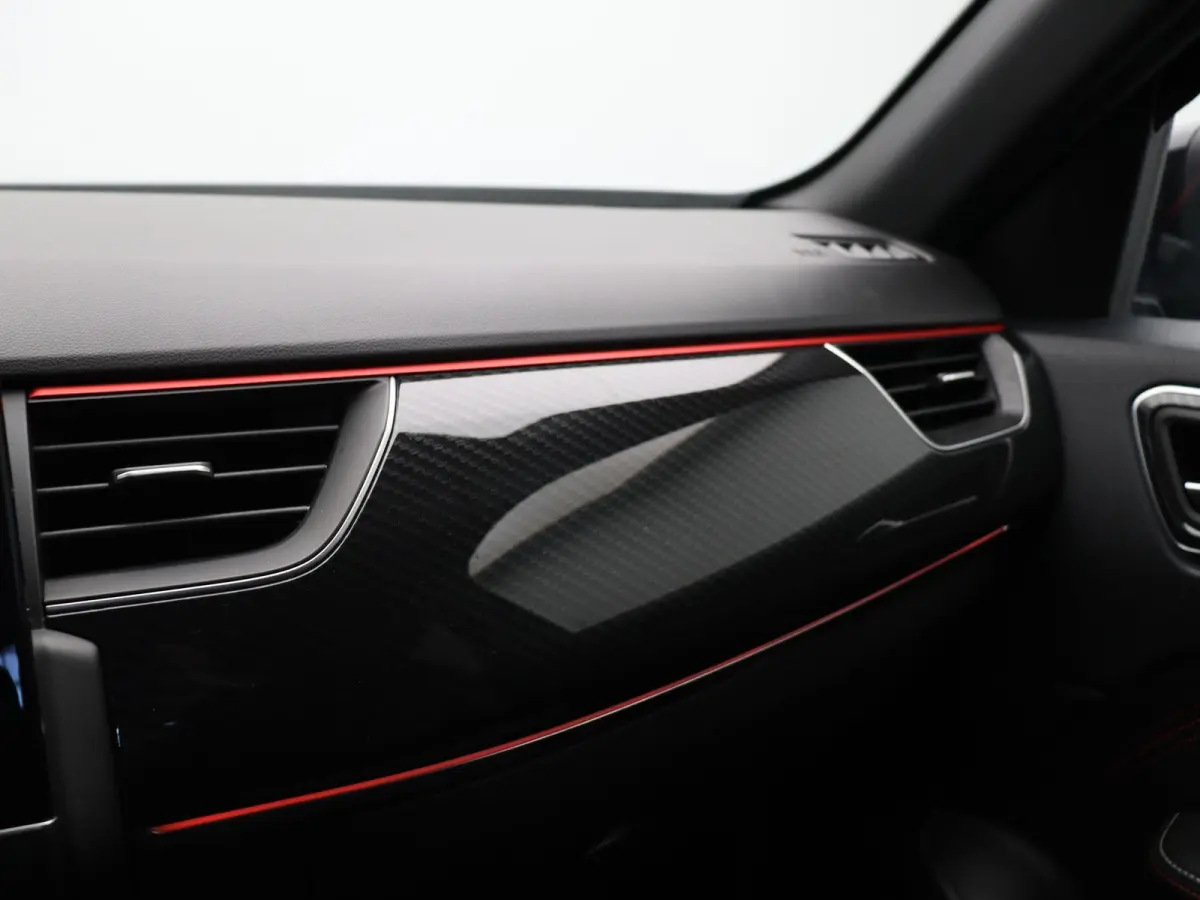 1.6 E-Tech hybrid 145 R.S. Line | Stoel-stuur verwarming | Achteruitrijcamera | Elektrisch verstelbare voorstoelen | Adaptieve Cruise Control |