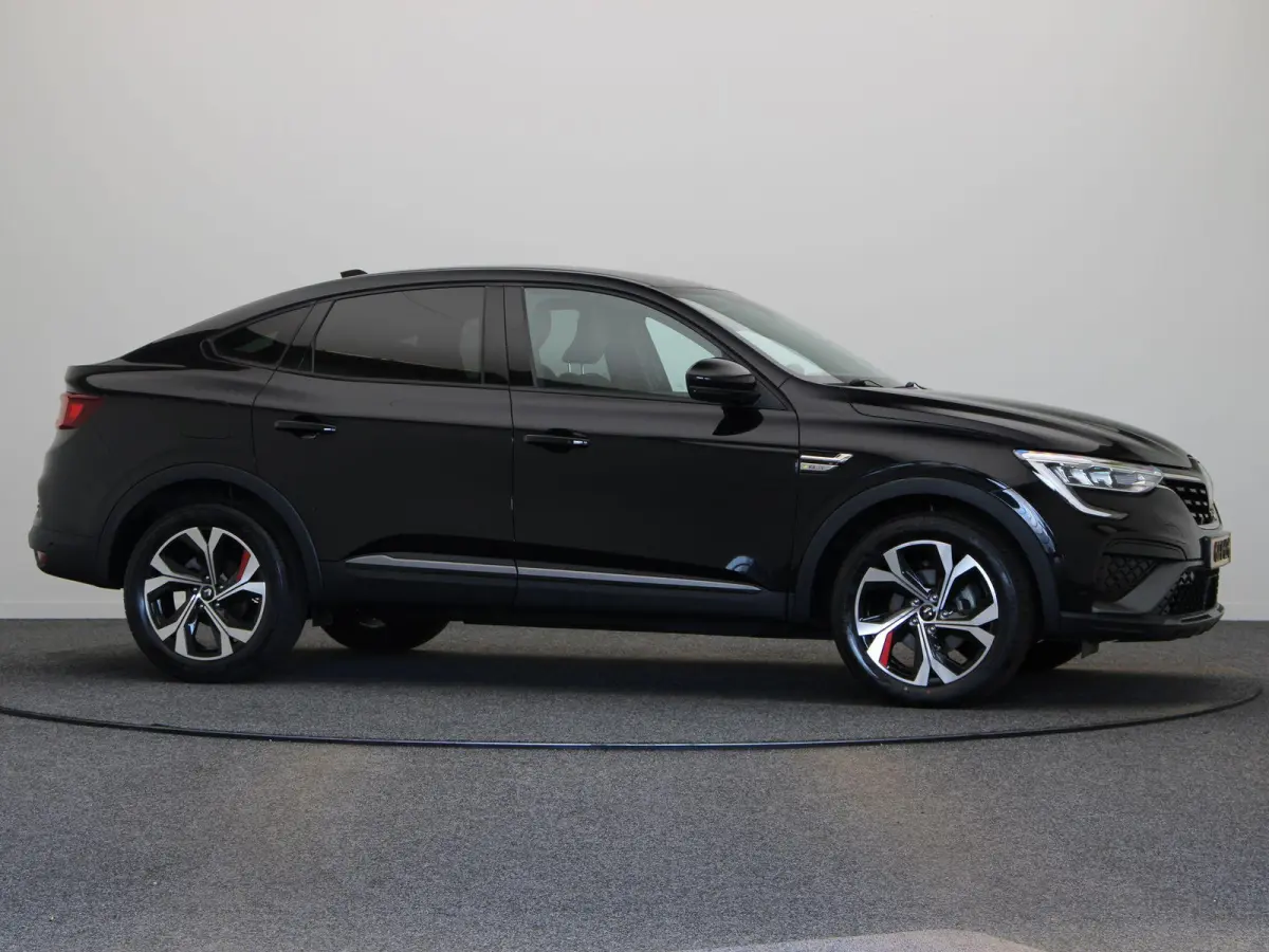 1.6 E-Tech hybrid 145 R.S. Line | Stoel-stuur verwarming | Achteruitrijcamera | Elektrisch verstelbare voorstoelen | Adaptieve Cruise Control |