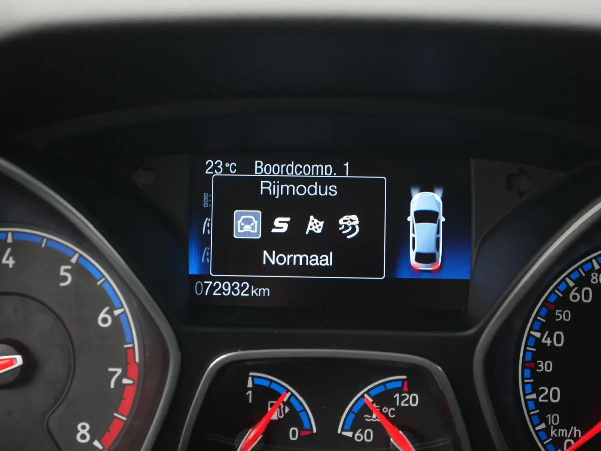 2.3 RS | Performance Pack RS | Drift Mode / Circuit Mode | Camera | Apple Car Play / Android Play | Sport Onderstel | 12 Maanden Garantie |