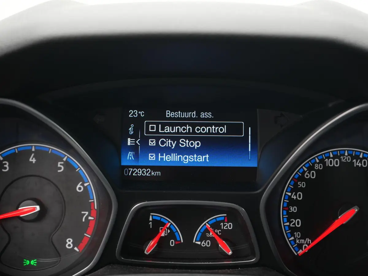 2.3 RS | Performance Pack RS | Drift Mode / Circuit Mode | Camera | Apple Car Play / Android Play | Sport Onderstel | 12 Maanden Garantie |