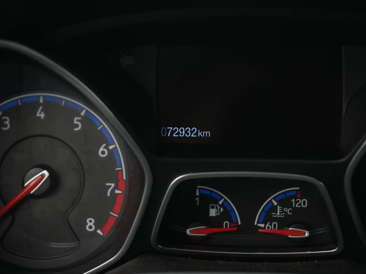 2.3 RS | Performance Pack RS | Drift Mode / Circuit Mode | Camera | Apple Car Play / Android Play | Sport Onderstel | 12 Maanden Garantie |