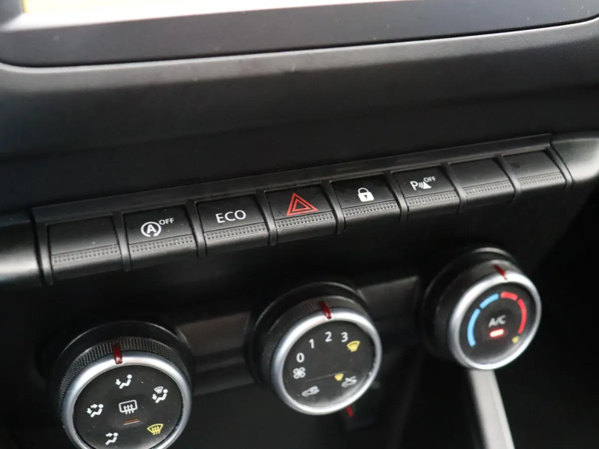 1.0 TCe Prestige | 1e Eigenaar! | ABD onderhouden | Airco | Achteruitrijcamera | Dodehoeksensoren | Navigatiesysteem |