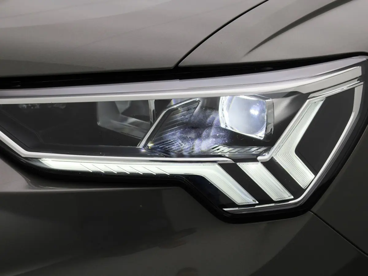 35 TFSI S tronic Advanced Edition 150 PK | Automaat | Leder interieur | Navigatie | Camera | Stoelverwarming | Cruise Control | Lichtmetalen velgen | LED |