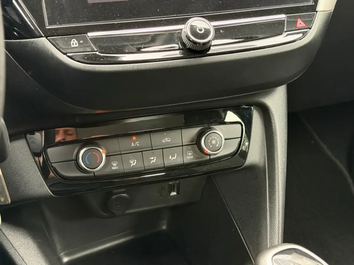 1.2 Turbo 100PK Edition met CarPlay, PDC, 16inch Velgen
