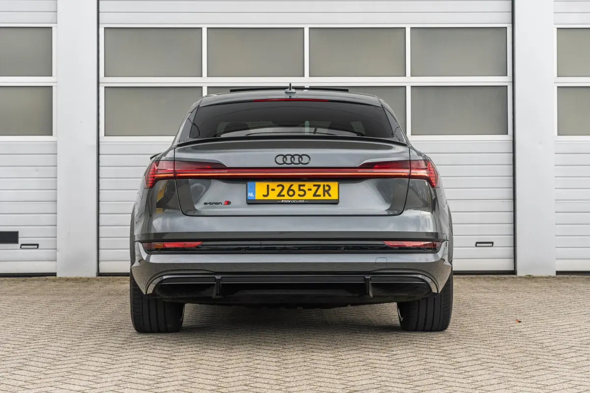 S 503pk quattro 95 kWh | Panoramadak | 22'' velgen | B&O audio | 360° camera