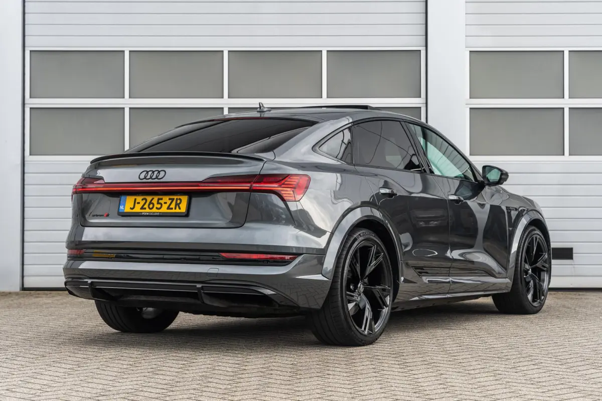 S 503pk quattro 95 kWh | Panoramadak | 22'' velgen | B&O audio | 360° camera