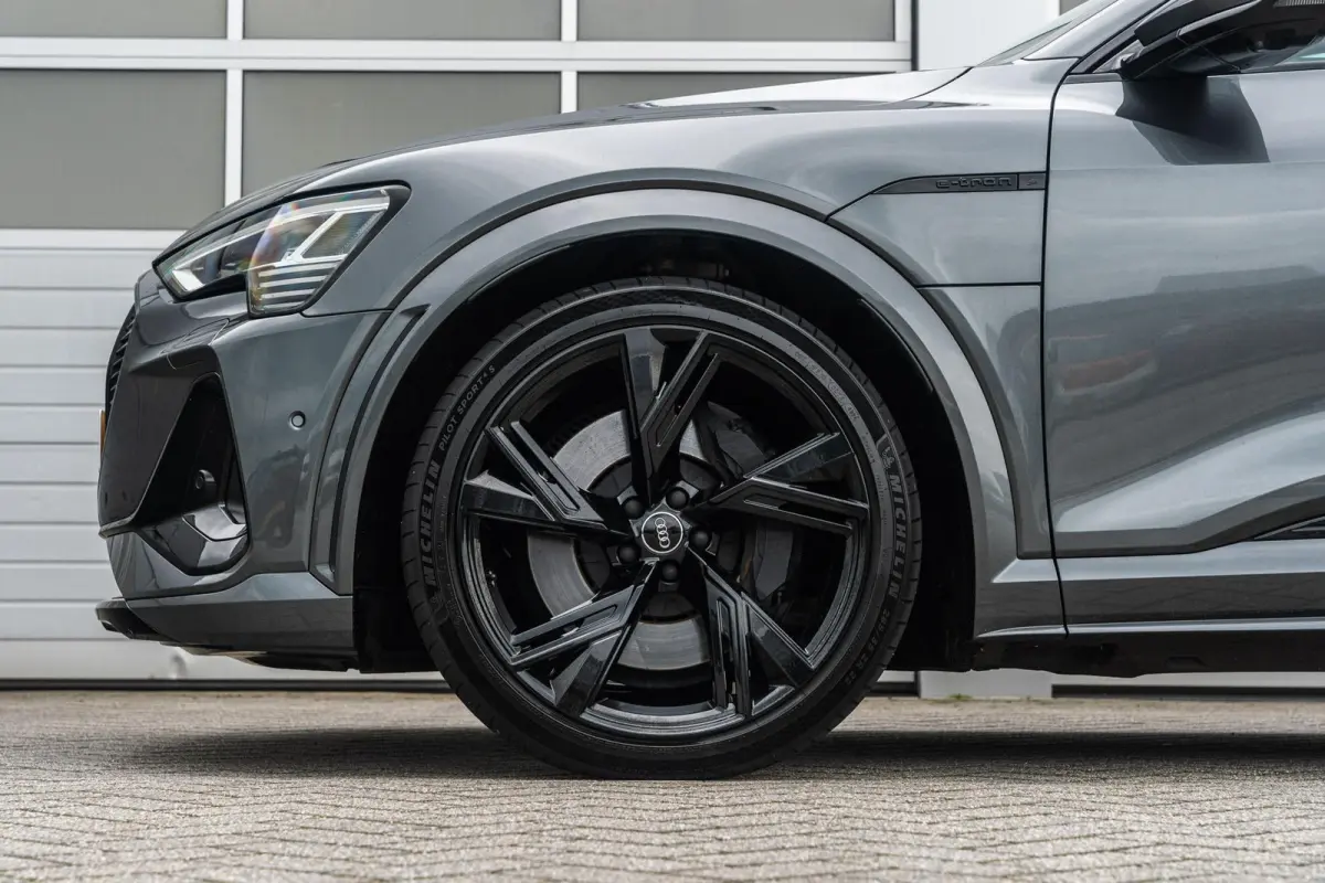 S 503pk quattro 95 kWh | Panoramadak | 22'' velgen | B&O audio | 360° camera