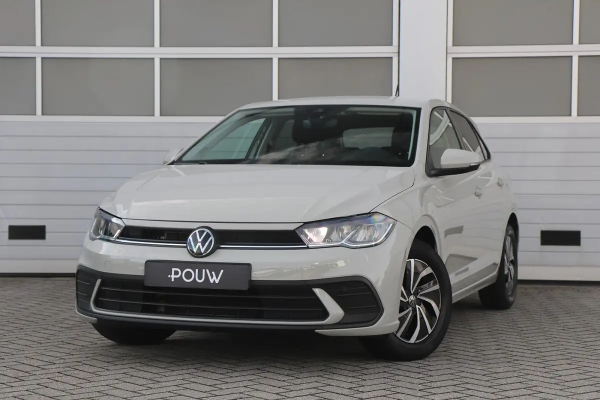 1.0 TSI 95pk Life Edition | App Connect | Achteruitrijcamera | Cruise Control