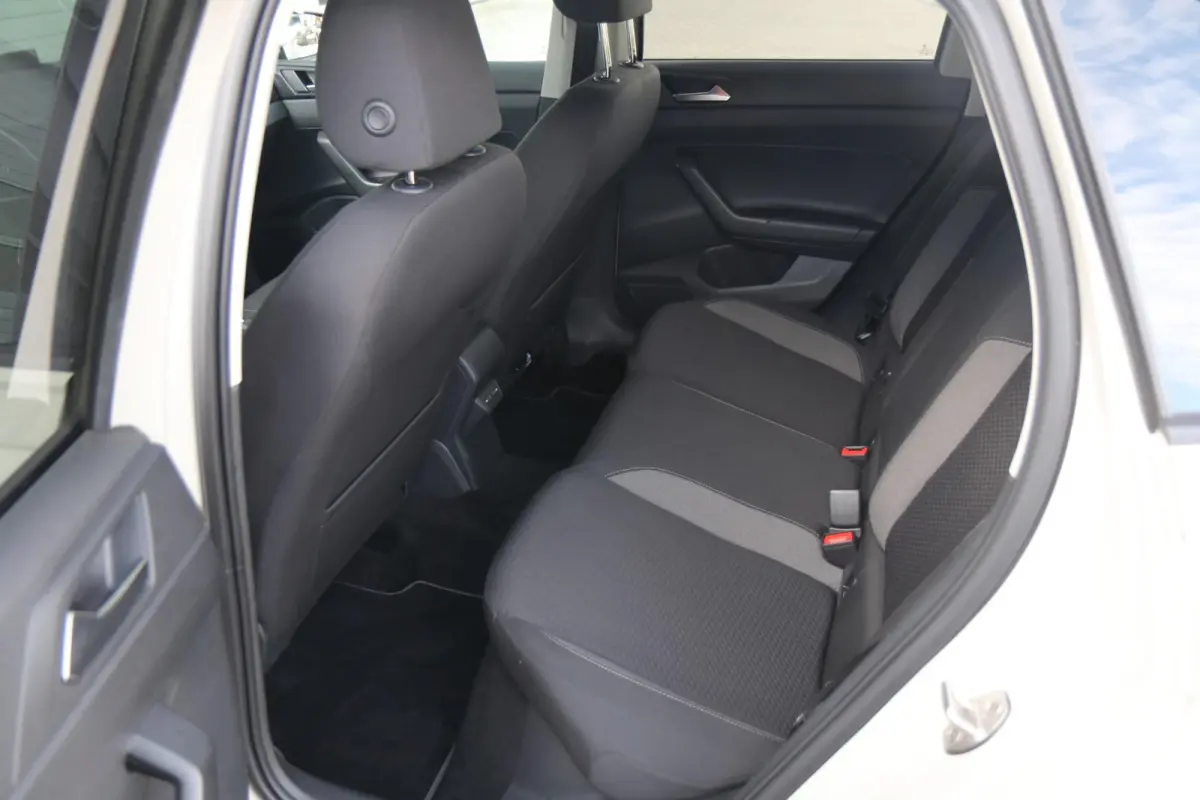 1.0 TSI 95pk Life Edition | App Connect | Achteruitrijcamera | Cruise Control