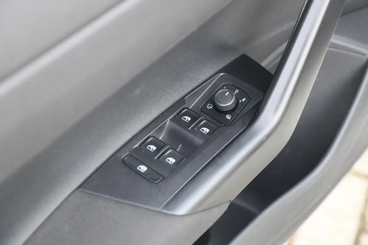 1.0 TSI 95pk Life Edition | App Connect | Achteruitrijcamera | Cruise Control