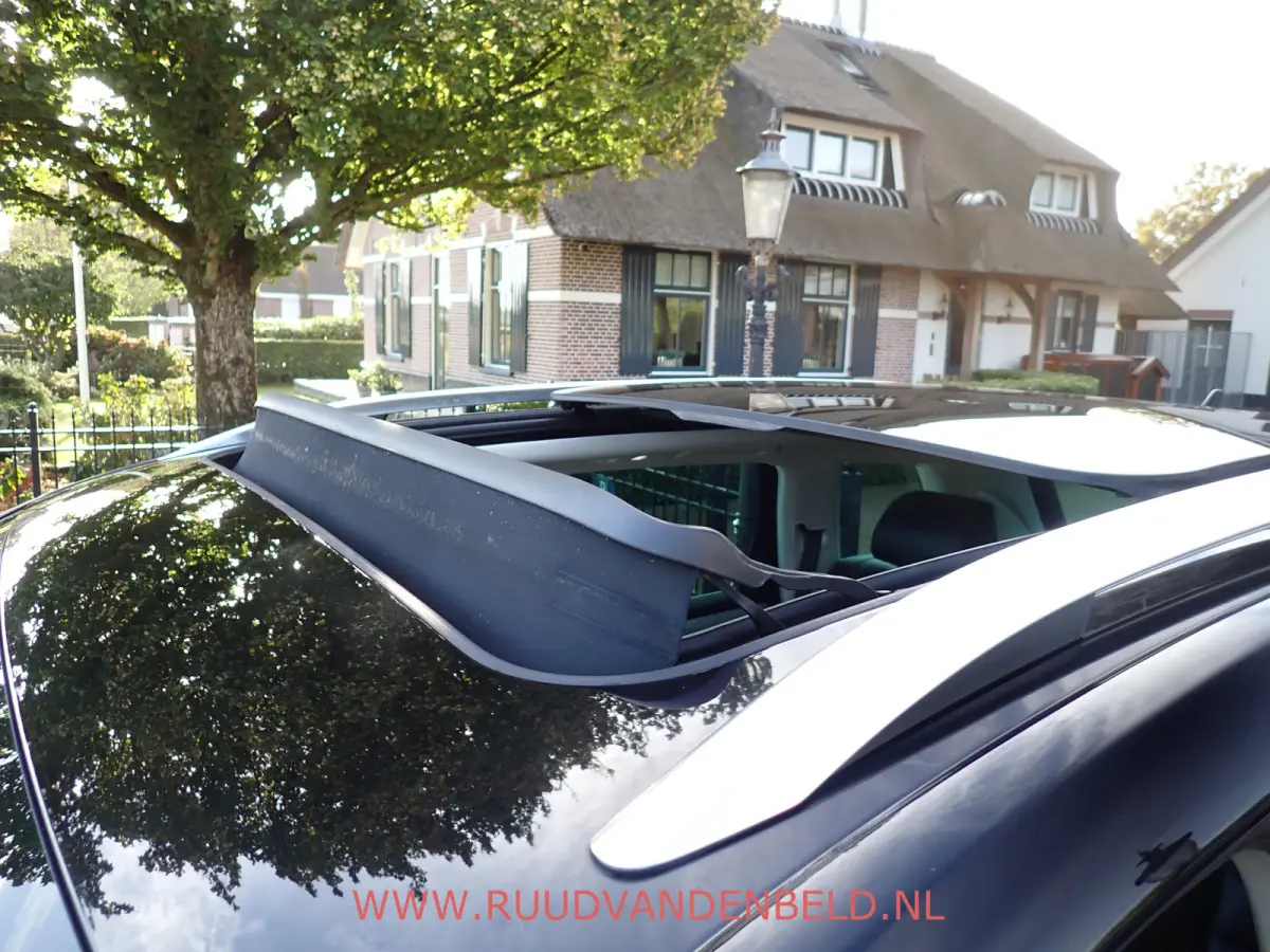 3.0 TDI R-line / ACC / LUCHTVERING / 360* CAMERA / PANO / TREKHAAK / MEMORY