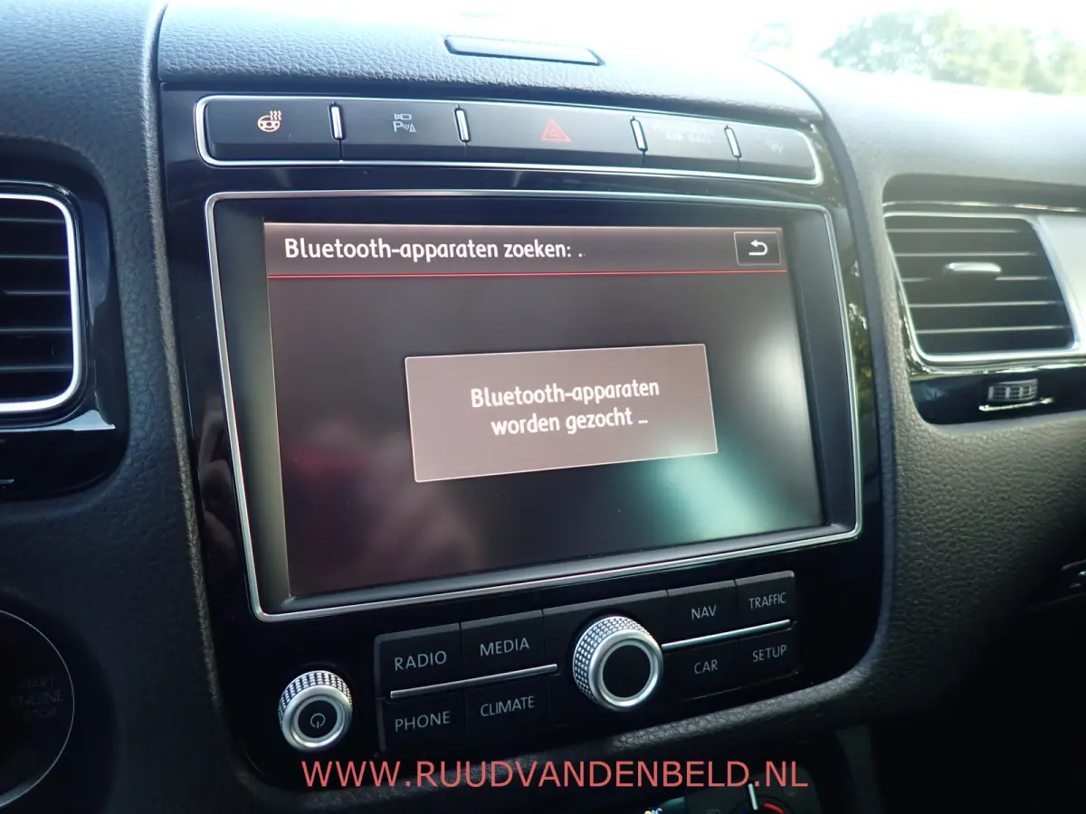 3.0 TDI R-line / ACC / LUCHTVERING / 360* CAMERA / PANO / TREKHAAK / MEMORY