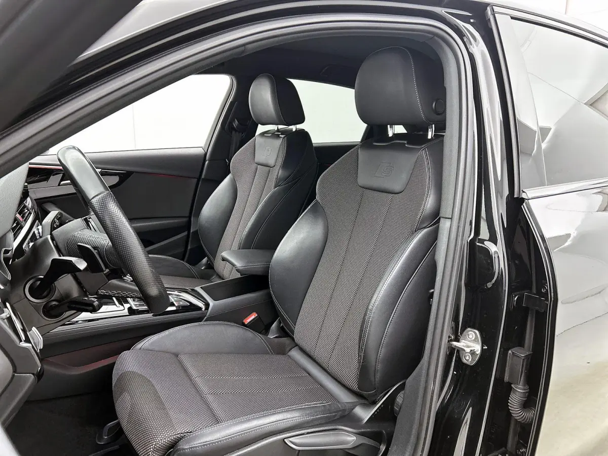 40 TFSI S edition Competition 204 PK | S-line | Automaat | Trekhaak | Cruise Control | Climate Control | Parkeersensoren | Virtual Cockpit | 18 " Lichtmetalen Velgen |