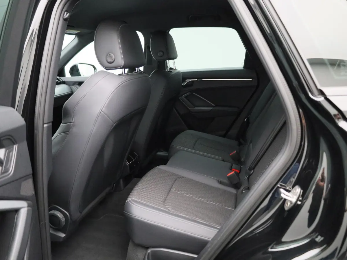 35 TFSI S edition 150 PK | S-line | Automaat | Camera | Trekhaak | SONOS Sound | Adaptive cruise control | Stoelverwarming | Lichtmetalen velgen |